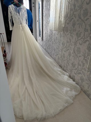Vestido de Novia Blanco no incluye Capa Azul