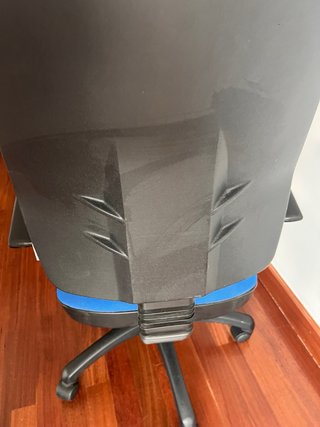 Silla de estudio azul y negra