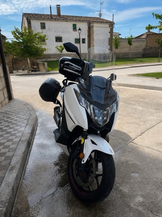 Honda Integra S 750 DCT Blanca