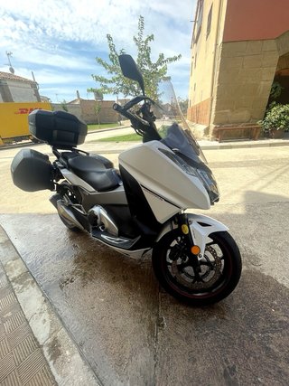 Honda Integra S 750 DCT Blanca