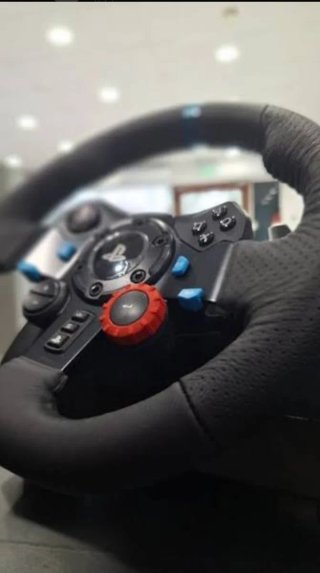 Volante Logitech G29 con pedales