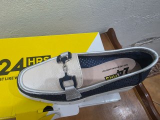 Mocasines Mujer Beige y Azul