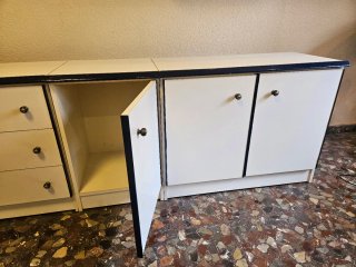 Mueble de salón modular blanco y azul marino