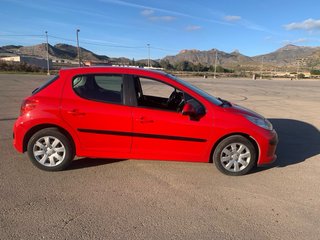 Peugeot 207 2006
