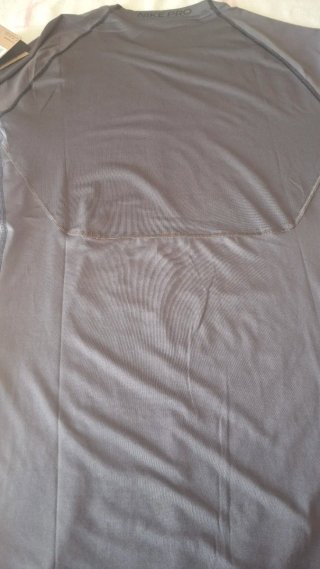 Camiseta Nike Dryfit gris