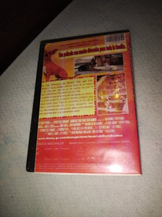 DVD Una Chihuahua En Beverly Hills