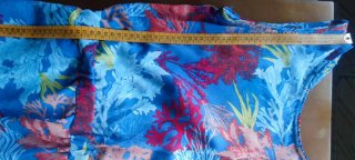 Mono de verano estampado coral