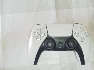 PS5 Slim Digital + 1 Mando