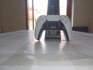 PS5 Slim Digital + 1 Mando