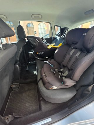 Mercedes-Benz b180 o cambio por vito,viano