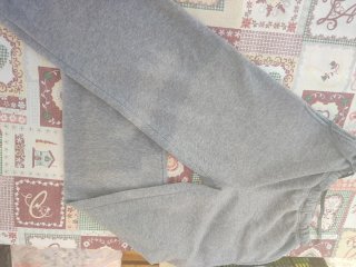 Pantalón chándal gris talla XS