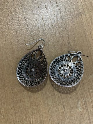Pendientes plateados gancho étnicos
