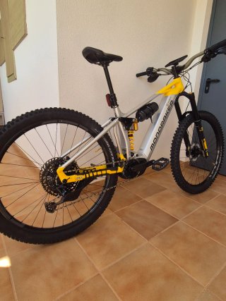 Bicicleta eléctrica Mondraker Level RR 2022
