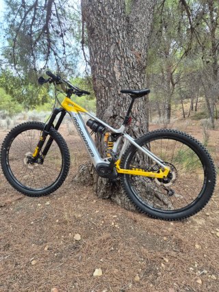 Bicicleta eléctrica Mondraker Level RR 2022