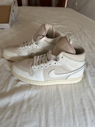 Air Jordan 1 Mujer Beige Talla 41