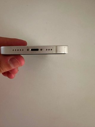 iPhone 14 Apple