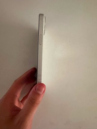 iPhone 14 Apple