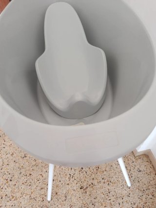 Bañera para bebé con patas