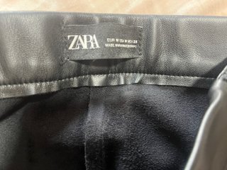 Zara Leggings Efecto Piel Forro Polar M
