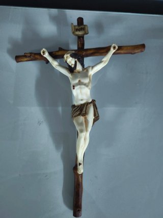 Crucifijo de Cristo INRI