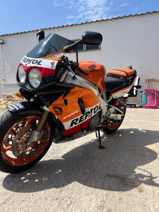 Honda CBR 900RR