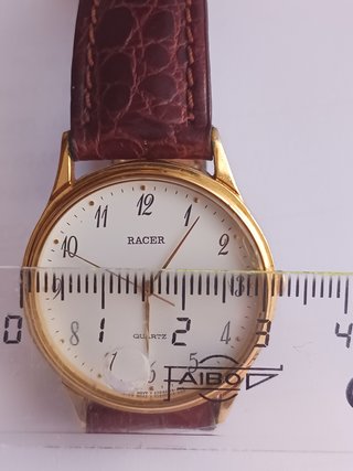 Reloj Racer Dorado Cuarzo