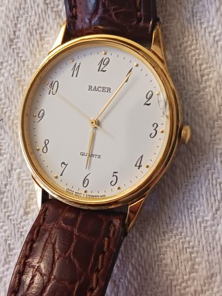 Reloj Racer Dorado Cuarzo