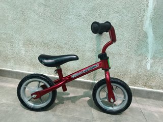 Bici sin pedales Chicco Red Bullet