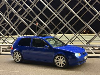 Volkswagen Golf 2004