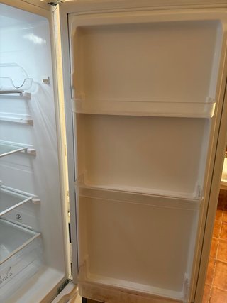 Nevera con congelador blanca
