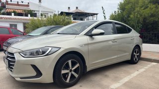 Hyundai Elantra 2018