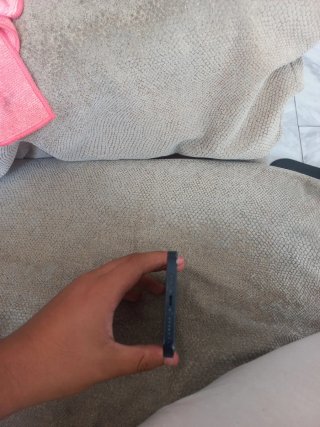 iPhone 12 Negro con funda gratis