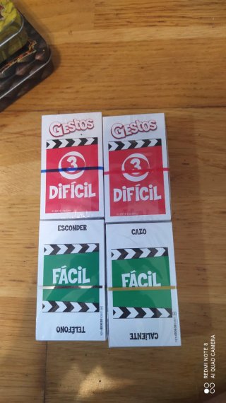 Juego de Cartas Gestos Hasbro