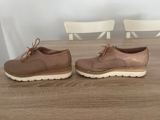 Zapatos tipo blucher plataforma esparto 36 grande.