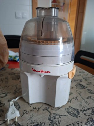 Exprimidor Moulinex Automático
