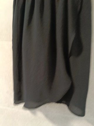 Vestido negro Bershka espalda calada