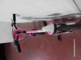 Bicicleta infantil rosa 4-8 años