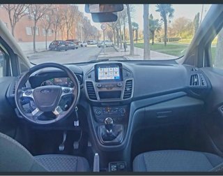 Se vende Impecable Ford Transit Connect L2 (larga)
