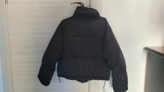 Plumífero Bershka negro talla M