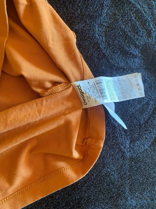 Camiseta Desigual naranja talla XS