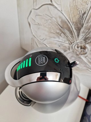 Cafetera Dolce Gusto Plata