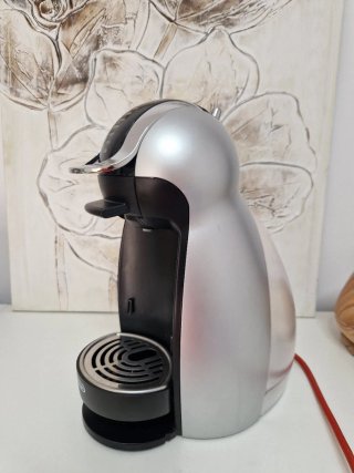 Cafetera Dolce Gusto Plata