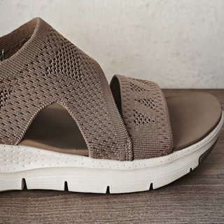 Sandalias Skechers Arch Fit Beige Talla 42