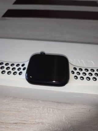 Apple Watch Series 9 GPS + Cellular