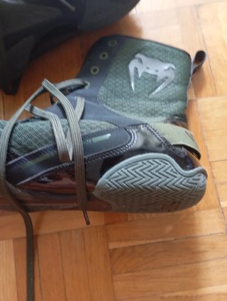 Botas Boxeo Venum Negras y Verdes