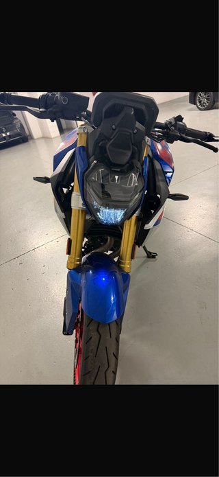 BMW F900R