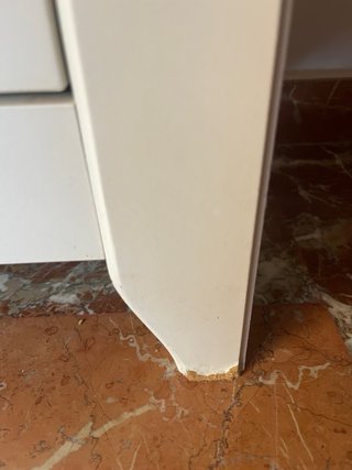 2 Armario blanco roto, cada uno 30