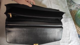 Elegante maletín ejecutivo piel negra