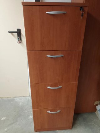 Mueble archivador de madera