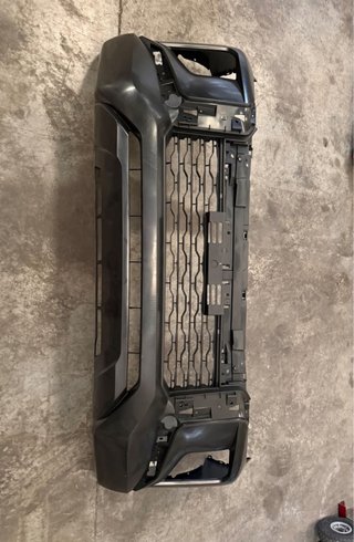 Parachoques Delantero Mitsubishi L200 Triton 2019